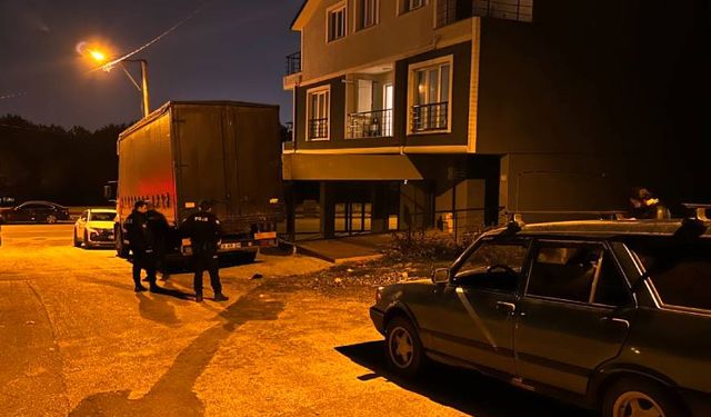 Park Yeri Yüzünden Tartıştığı Komşusunu Silahla Vurarak Ağır Yaraladı