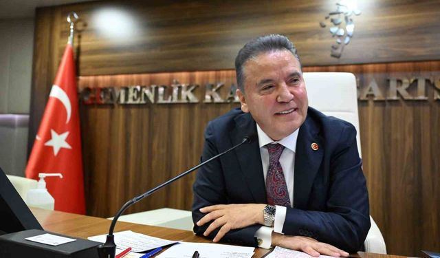 Muhittin Böcek'ten Sağlık Durumuna İlişkin Açıklama!