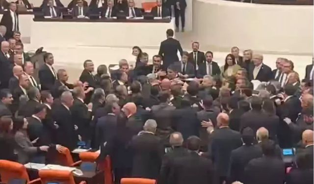 Milletin Meclisi'nde Yine İstenmeyen Görüntüler