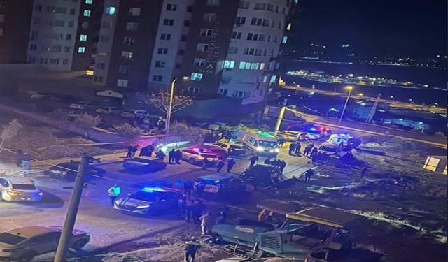 Kendisiyle Konuşmak İstemeyen Genç Kadını Katletti