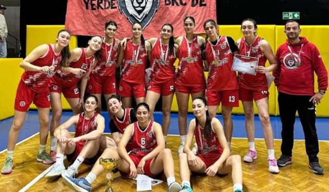 Eğitim ve Spor El Ele: Bilimkent Koleji Mersin Şampiyonu Oldu