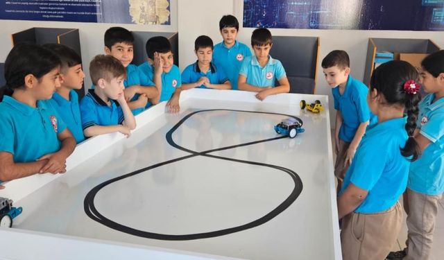 Akdeniz'de Yaparak Yaşayarak Öğrenme Merkezi Çocukları Geleceğe Hazırlıyor