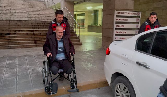 Ayakları Olmayan Hükümlü Tekerlekli Sandalyeyle Cezaevine Götürüldü