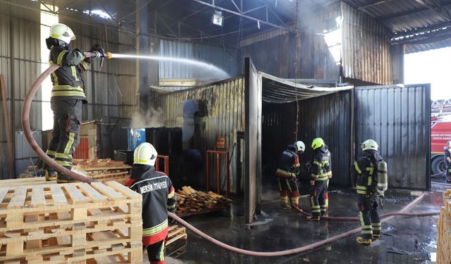 Palet İmalathanesindeki Yangın Korkuttu