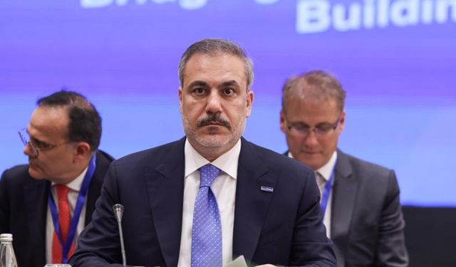 Dışişleri Bakanı Fidan, Katar Başbakanı Ve Dışişleri Bakanı Al Sani İle Görüştü