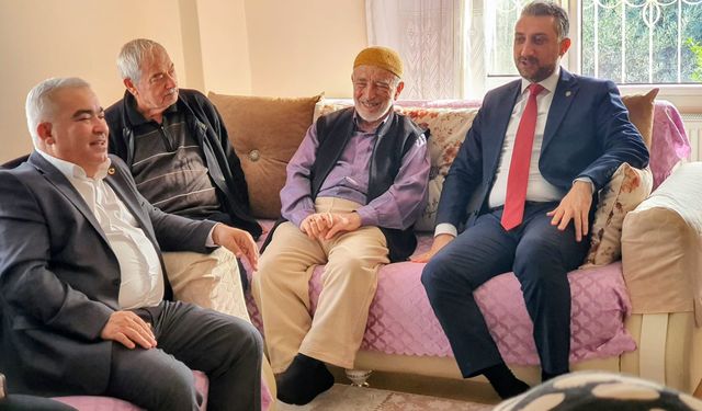 AK Parti Yenişehir'den Cumhuriyet Mahallesi'ne Ziyaret: Halkla Gönül Gönüle
