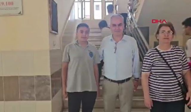 Pet şişeyi çöpe atan öğrenciye çeyrek altın ödülü