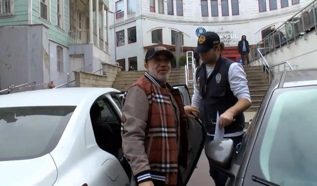 Futbolda Bahis Soruşturması; Futbolcu Ve Kulüp Başkanlarına Gözaltı