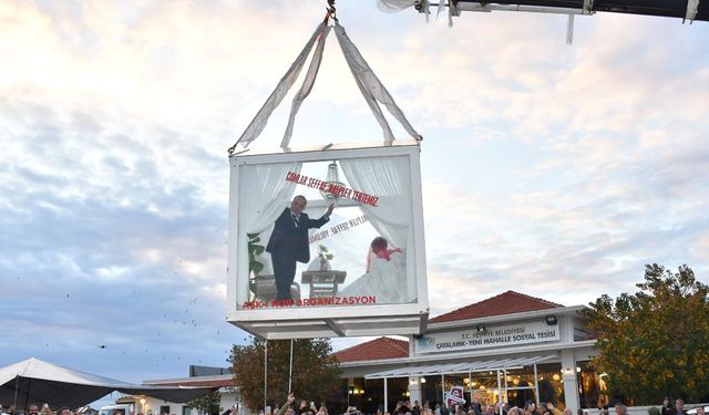 Fethiye’de Sıra Dışı Düğün: Gelin Ve Damat Cam Vitrinde