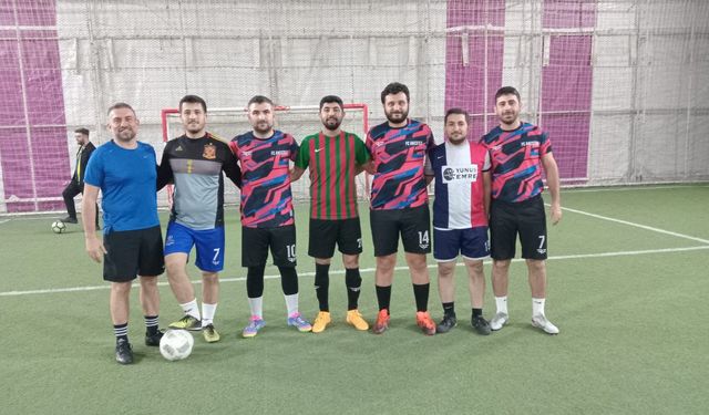 Mersin Üniversitesi Hastanesinde Futbol Heyecanı: Turnuvada Logolu Takımlar Sahaya İndi!