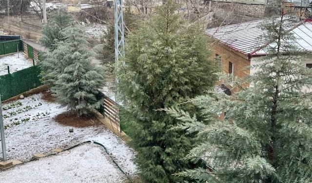 Mersin’in Yüksek Kesimlerinde Kar Yağışı Başladı