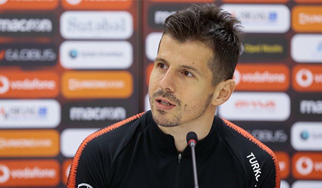 Emre Belözoğlu: "Bu maçın hakkı beraberlikti"