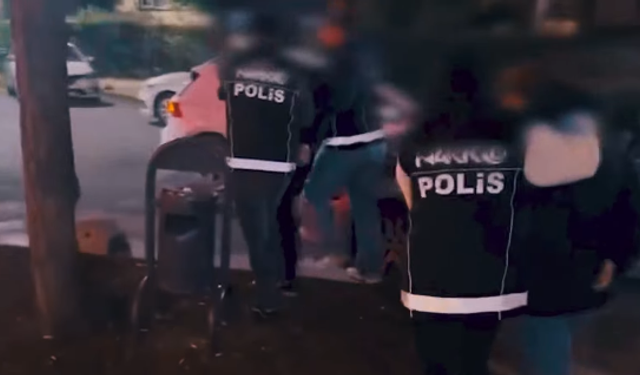 Bakan Yerlikaya: 10 Ton Kokain Ele Geçirildi, 7 Şüpheli Yakalandı