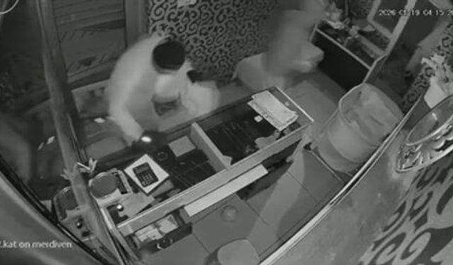 Gece Yarısı Soygunu: 40 Saniyede 1.5 Milyon Liralık Altın Çaldılar