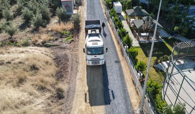 Mezitli Belediyesi Fen İşleri Ekipleri Sahada