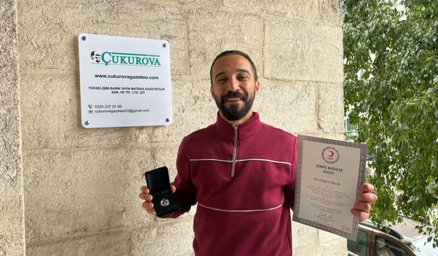 Sitemizin Yazı İşleri Müdürüne Anlamlı Madalya