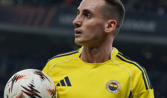 UEFA Avrupa Ligi: FCSB: 0 - Fenerbahçe: 1 (İlk yarı)