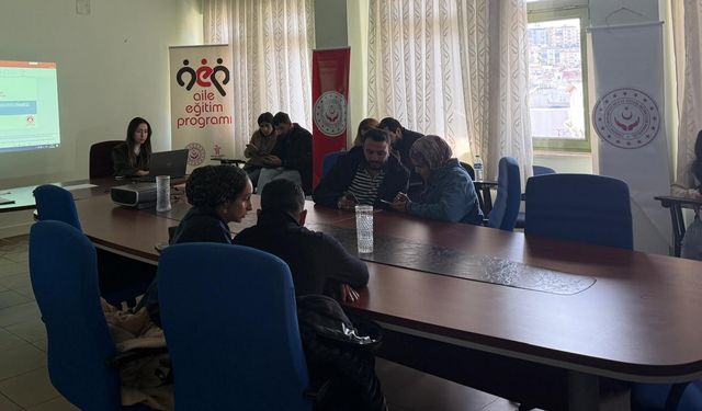 Evliliğe İlk Adım Bilinçle Atılıyor