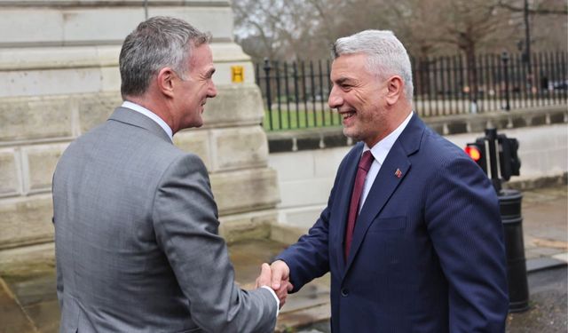 Ticaret Bakanı Ömer Bolat, Londra'da