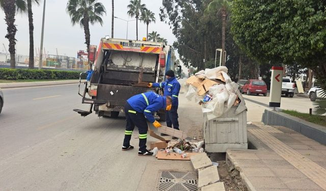 Akdeniz’de Günde 400 Tonun Üzerinde Çöp Toplanıyor