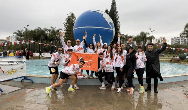 Akdeniz Runing Mersin Grubu Sporcuları Adana’da Yağmura Karşı Koştu