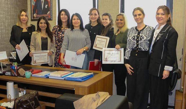 Mersin’de Tip 1 diyabet eğitimi veren doktorlara teşekkür