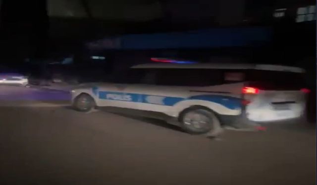 Markette Silahlı Kavga: 3 Yaralı