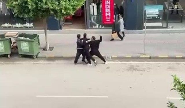 Hatay’da ‘Telefonumun Ekranına Baktın’ Tartışması Yumruklu Kavgaya Dönüştü