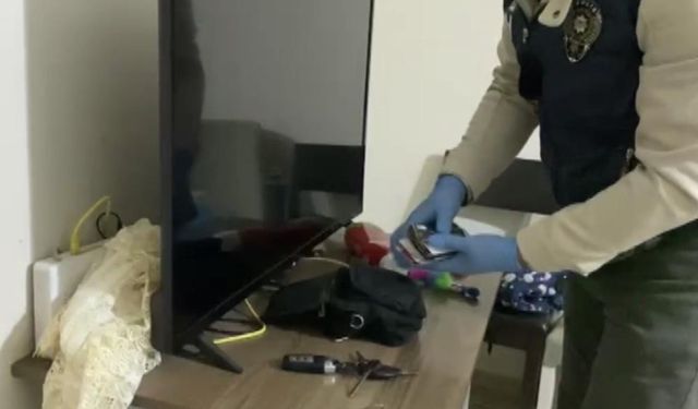 Sosyal Medyada Sahte Yatırım Reklamlarıyla Dolandırıcılık Yapan Kişiler Tutuklandı