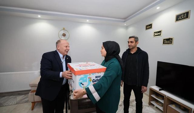 Hoş Geldin Bebek Projesiyle 5 bin 300 ailenin mutluluğuna ortak oldular