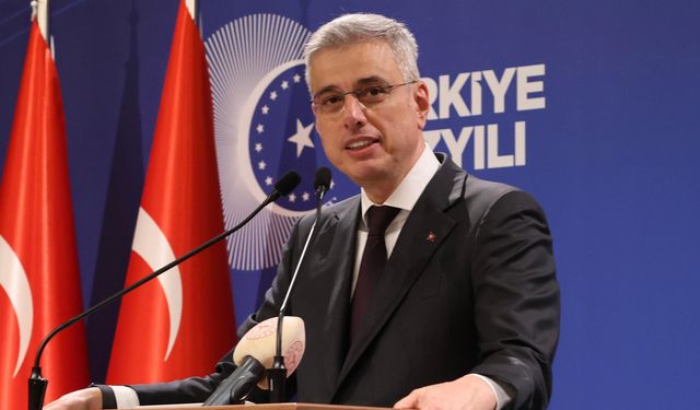 Bakan Memişoğlu, sağlık çalışanlarıyla iftar yaptı