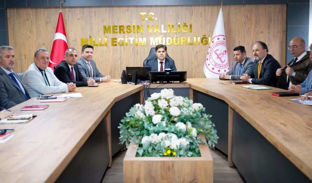 Mersin’de Eğitim Gündemi: Muhammed Özdemirci Birim Amirleriyle Buluştu