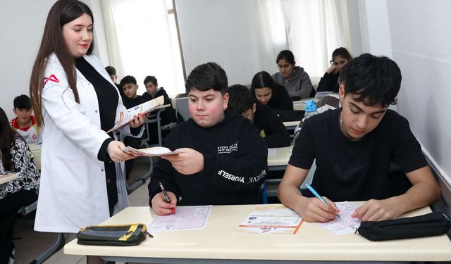 Kurs merkezi öğrencileri gerçek sınav atmosferini büyükşehir ile deneyimliyor