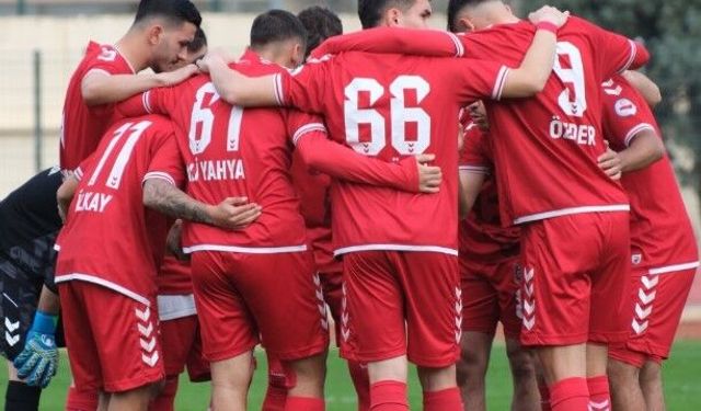 Silifke Belediyespor zirve takibini sürdürmek istiyor