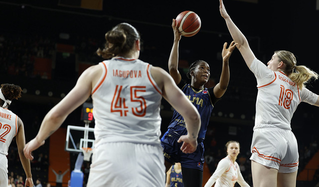 ÇBK Mersin Avrupa’da finalde