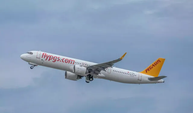 ABD ve İsrail’in saldırıları sonrası Tahran’da mahsur kalan Pegasus ekibi yurda döndü