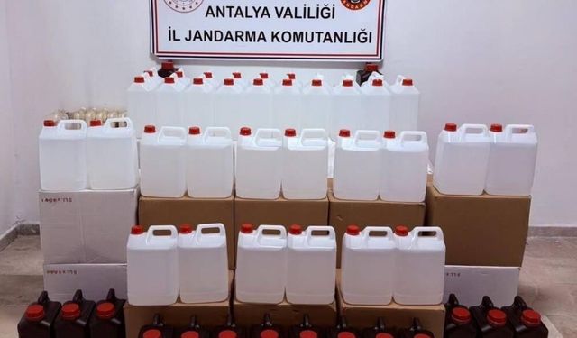 Antalya’da 500 litre kaçak sahte etil alkol ele geçirildi
