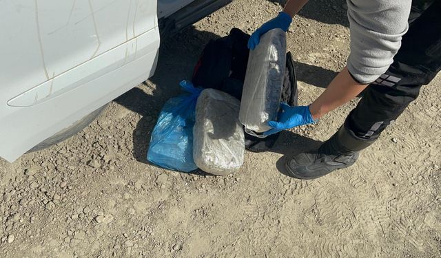 Adana'da yasaklı madde operasyonunda 2 tutuklama