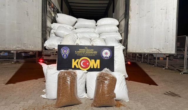 Kamyonda 3 ton 40 kilogram kaçak tütün ele geçirildi