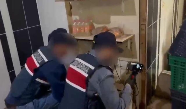 Adana'da 558 litre sahte içki ele geçirildi