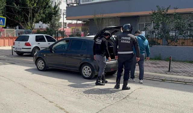 Adana’da okul çevrelerinde sıkı kontrol