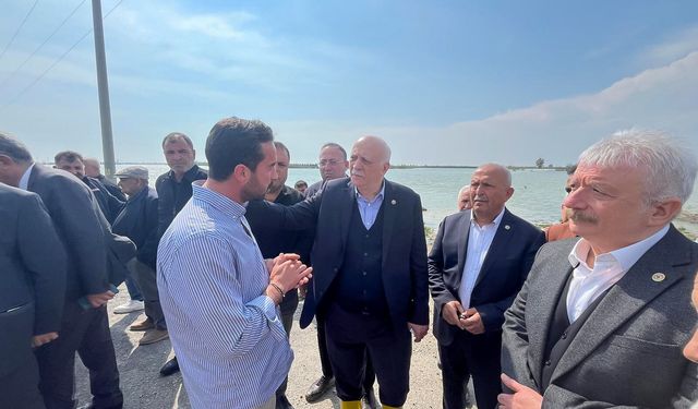 TZOB Genel Başkanı Şemsi Bayraktar, afet bölgesinde