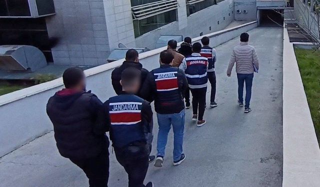 Mersin'de DEAŞ operasyonunda 3 tutuklama 1 sınırdışı
