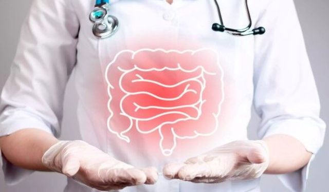 Uzmanından Uyarı: "Kolon kanseri gençlerde artış gösteriyor"