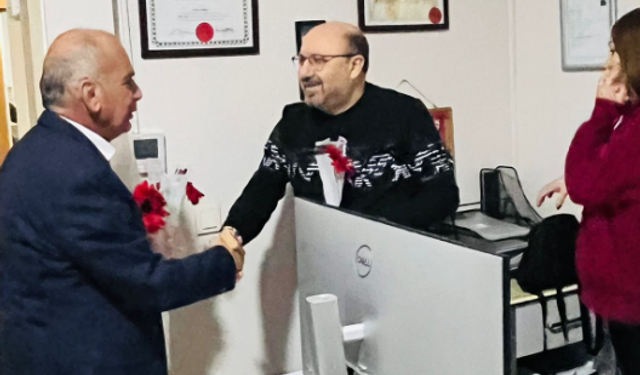 İYİ Parti Mersin İl Başkanı Özdeniz, sağlık çalışanlarıyla bir araya geldi