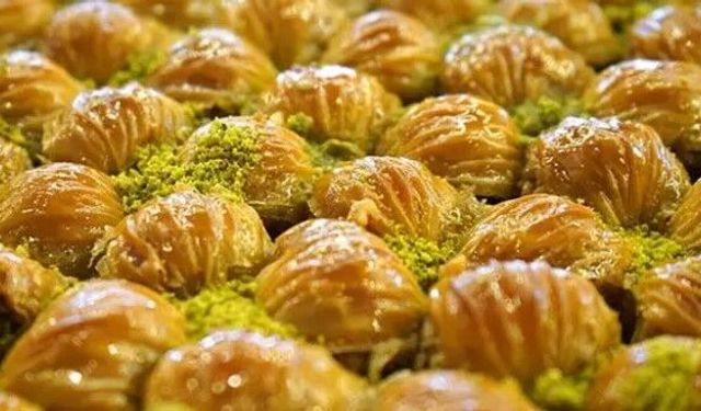 Uzmanından uyarı: "Bayramda küçük porsiyonlarla sınırlı kalmaya çalışın"