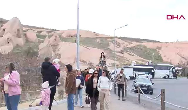 Kapadokya'da 'bayram tatili' yoğunluğu