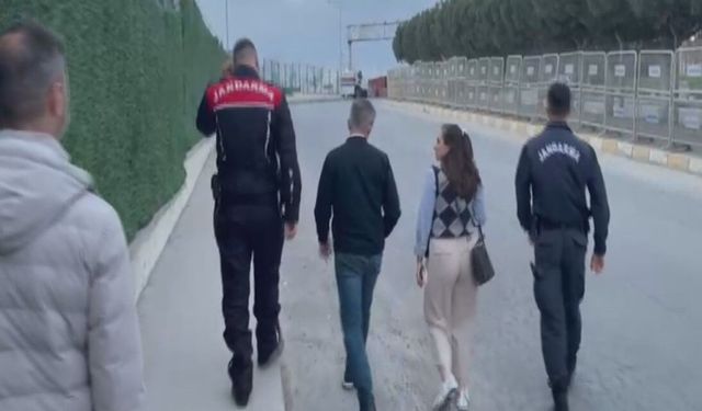 İBB'ye yönelik yolsuzluk davasına sahte basın kartıyla girdi