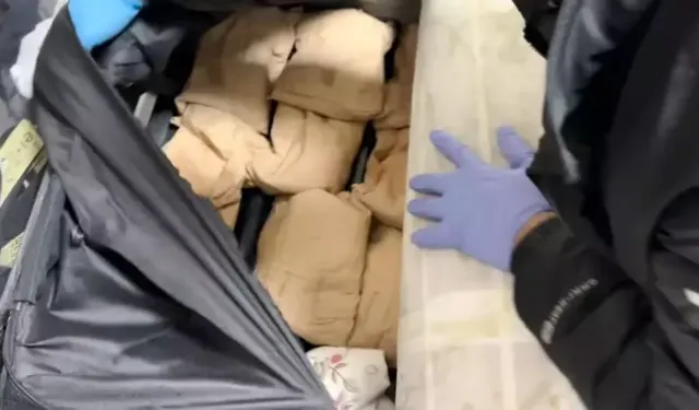 Valizden 8,5 kilo metamfetamin çıktı