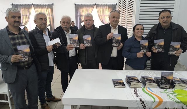 Gezende köylülerinden güllü, şiirli iftar programı